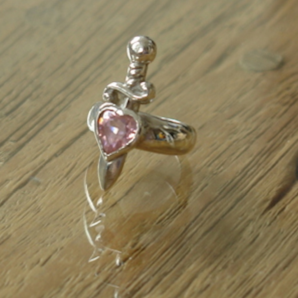 Pink Amethyst Heart Sterling Silver Sword Ring NWT 925 Neiman Marcus New Unique - Picture 4 of 7